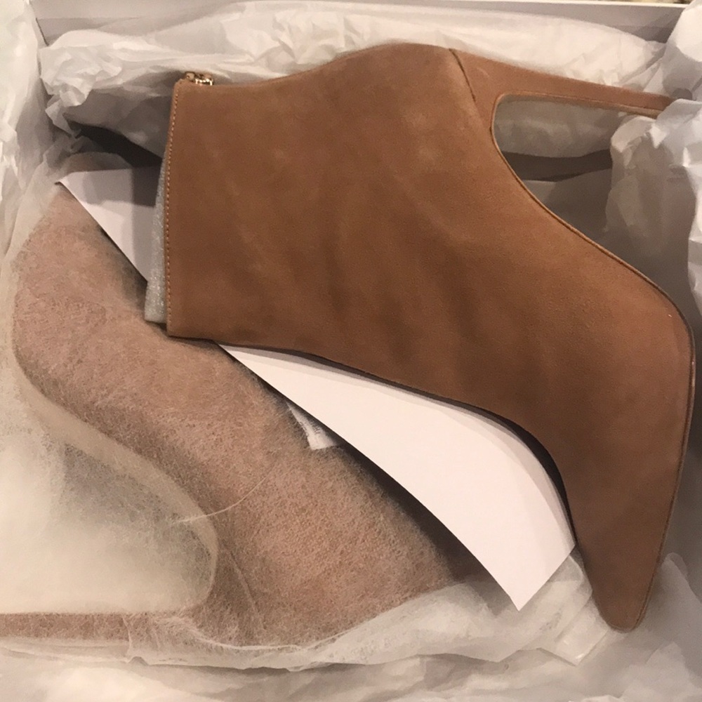 Raye Tati brand new boots
